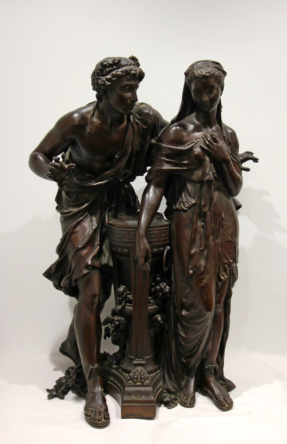A FINE QUALITY LARGE FRENCH BRONZE FIGURE OF LADY & MAN IN THE MANNER OF MATHURIN MOREAU 