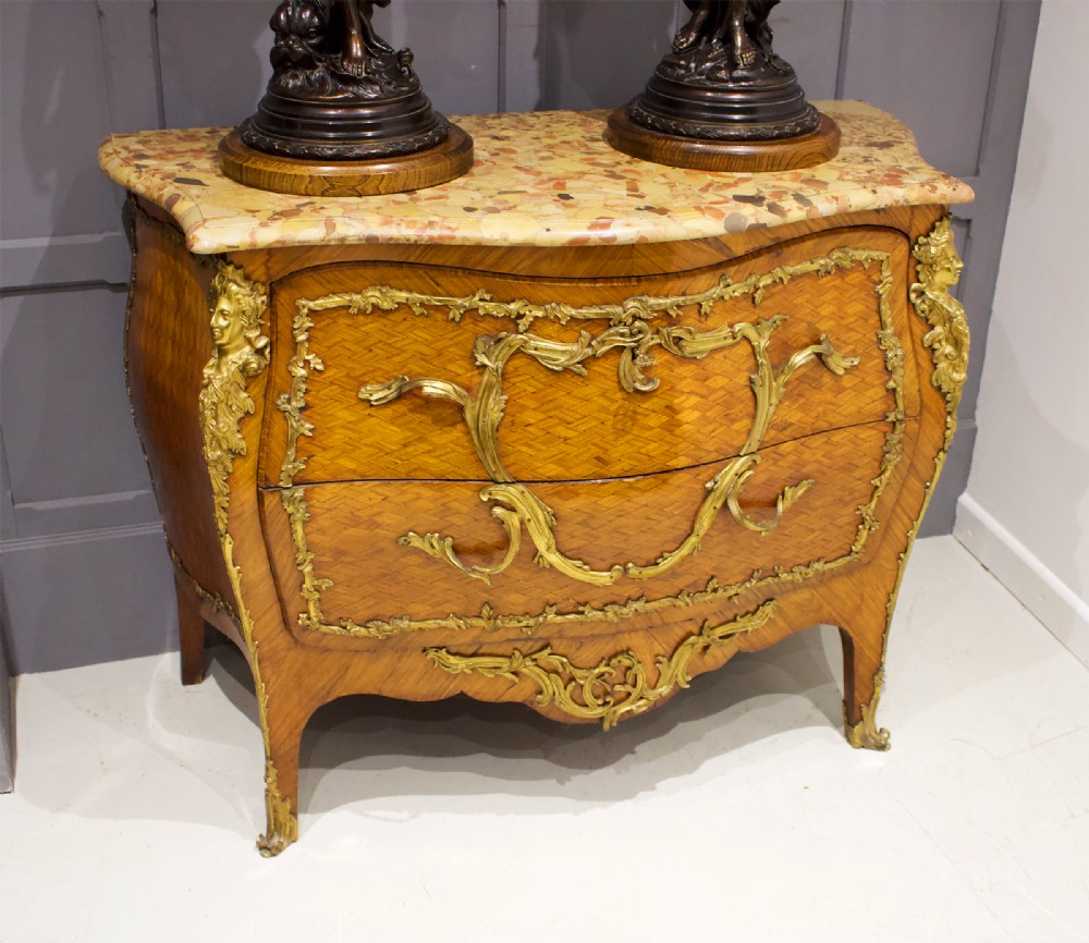 A SUPERB 19TH CENTURY FRENCH MARBLE TOP COMMODE