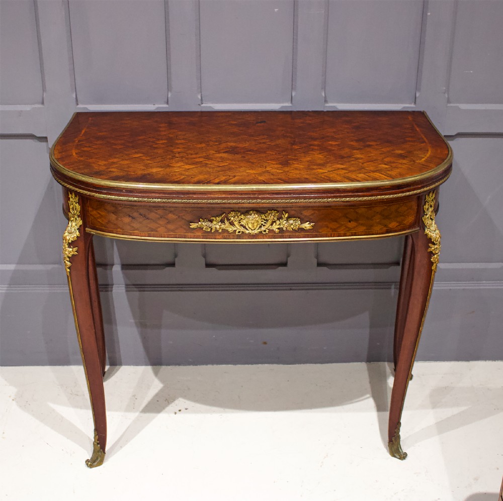 STUNNING QUALITY FRENCH PARQUETRY INLAID GAMES TABLE IN THE FRANCOIS LINKE MANNER