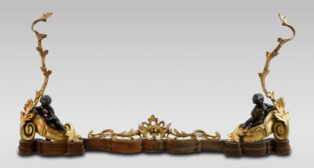 19th Century French Gilt Bronze and Ormolu Fire Fender With Bronze Putti End Supports 