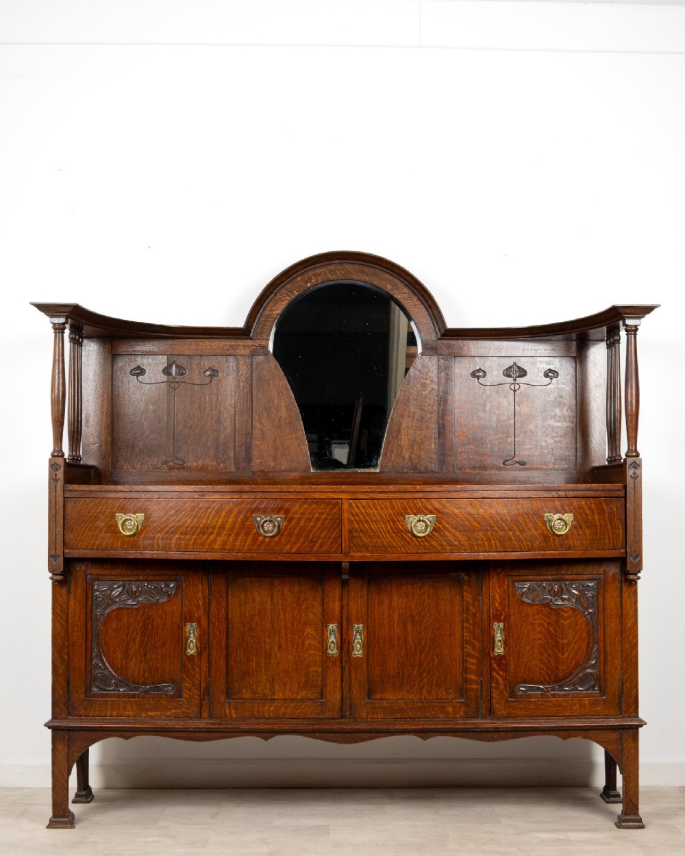 Antique Arts & Crafts Oak Sideboard with Mirror & Art Nouveau Detail c.1900