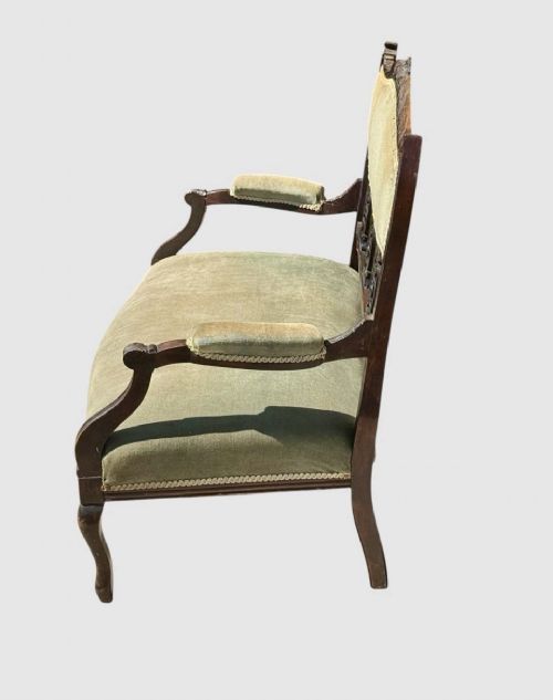 ANTIQUE VICTORIAN CARVED MAHOGANY SETTEE SOFA GREEN UPHOLSTERED TWO SEATER - ADDITIONAL PHOTO 1