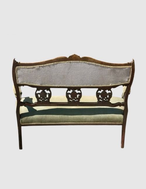 ANTIQUE VICTORIAN CARVED MAHOGANY SETTEE SOFA GREEN UPHOLSTERED TWO SEATER - ADDITIONAL PHOTO 2