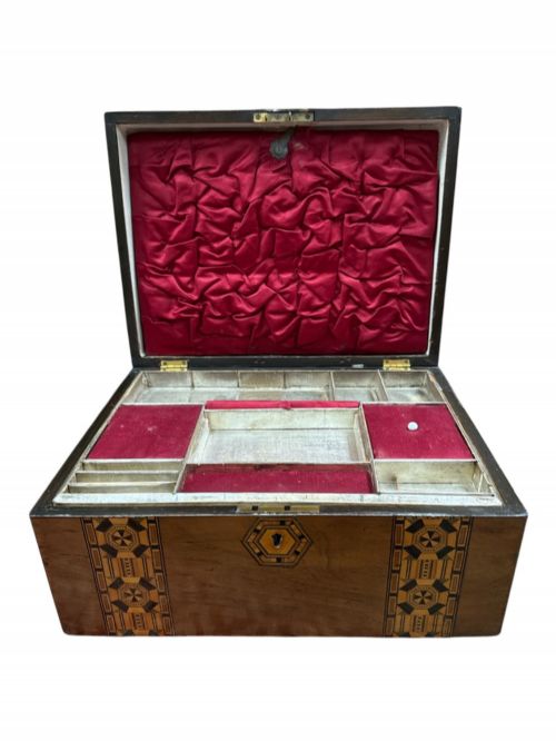 VICTORIAN TUNBRIDGE WARE SEWINGWORK BOX