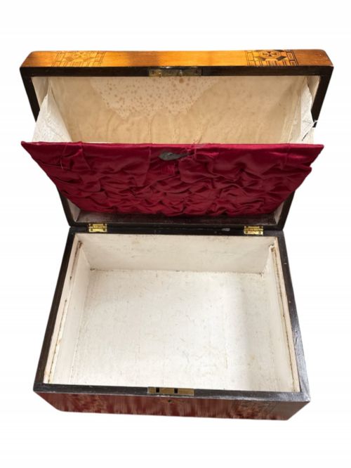 VICTORIAN TUNBRIDGE WARE SEWINGWORK BOX - ADDITIONAL PHOTO 4