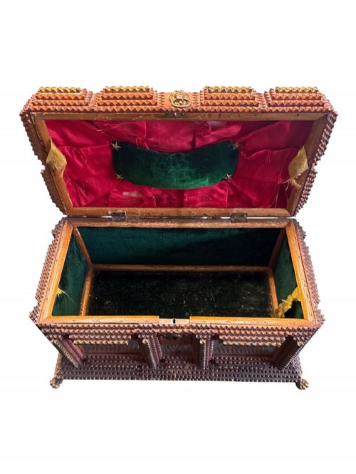 LATE VICTORIANEARLY 20TH SWEETHEART TRAMP ART BOX - ADDITIONAL PHOTO 6