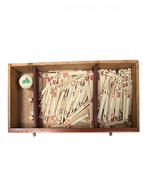 ANTIQUE CHINESE MAHJONG SET IN FITTED WOODEN CABINET - ADDITIONAL PHOTO 5