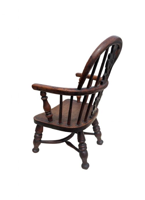 19TH CENTURY CHILDS WINDSOR ELBOW CHAIR - ADDITIONAL PHOTO 3