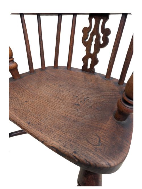 19TH CENTURY CHILDS WINDSOR ELBOW CHAIR - ADDITIONAL PHOTO 5