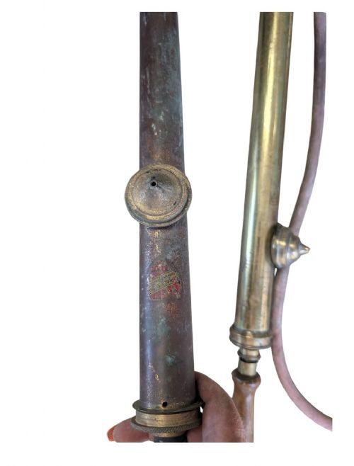 ANTIQUE VICTORIAN BRASS ROSE SPRAY GARDEN SYRINGE WITH WOODEN HANDLES HOSE - ADDITIONAL PHOTO 1