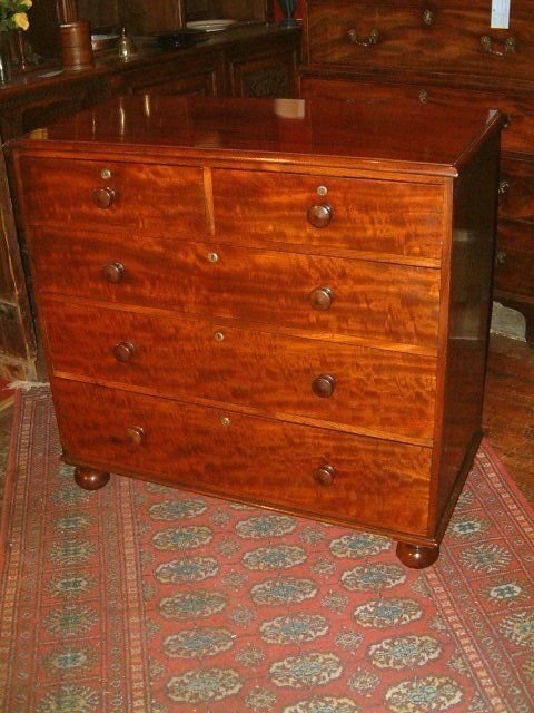 William Ivth Fiddle Back Mahogany Chest of Drawers