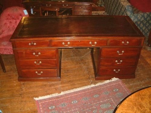 Victorian Mahogany Pedestal Desk