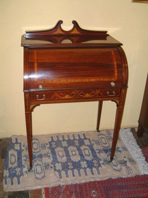 Superb Edwardian Sheraton Revival Inlaid Mahogany Cylinder Writing Desk