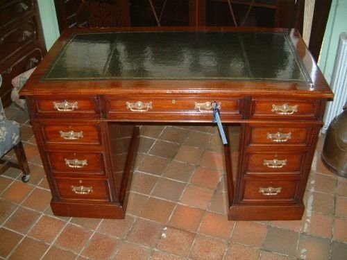 Edwardian Mahogany Pedestal Desk with Green Leather Top