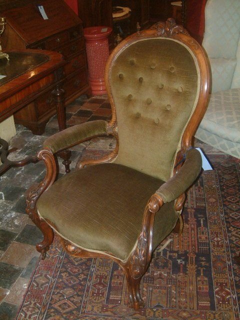Carved Victorian Walnut Arm Chair