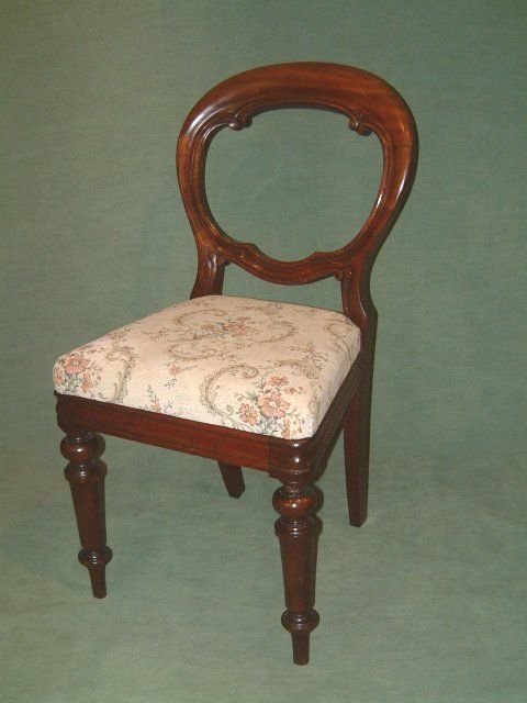 Set of 6 Victorian Mahogany Balloon Back Dining Chairs
