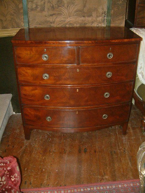 George 3rd Mahogany Bowfront Crossbanded Chest of Drawers