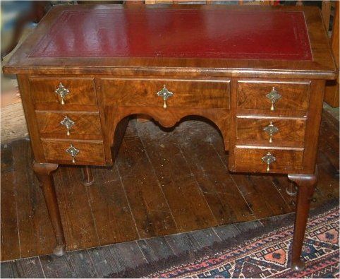 Victorian Queen Anne Style Burr Walnut Lowboy