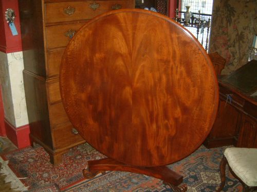 Victorian Mahogany Tilt Top Breakfast Table to Seat 6 