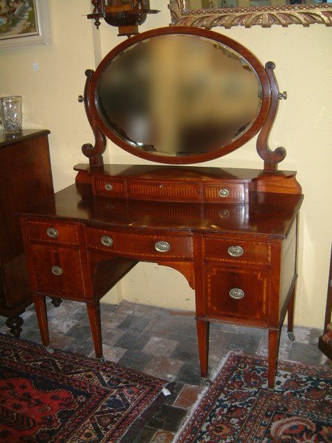 Edwardian Sheraton Revival Mahogany & Inlaid Dressing Table by Maple & Co