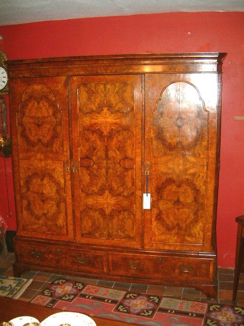 Victorian Burr Walnut Triple Wardrobe with Mirror & Linen Slides