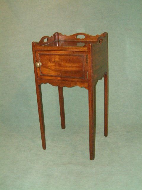 Regency Period Mahogany Bedside Cupboard.