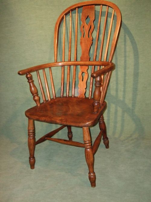 Good 19thc Elm & Ash Windsor Chair