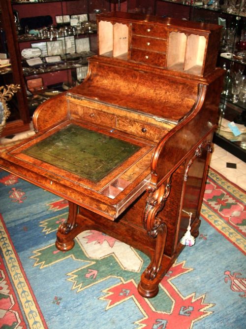 Fabulous Victorian Burr Walnut (Pop-up) Piano Top Davenport Desk