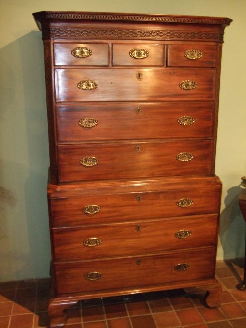 Superb 18thc Mahogany Chest on Chest with Blind Fretwork.