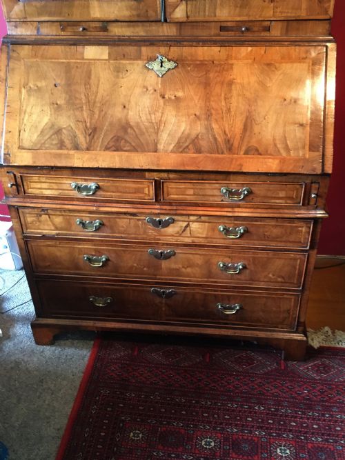 QUEEN ANNE PERIOD WALNUT BUREAU BOOKCASE WITH ORIGINAL MIRRORED DOORS C1710 - ADDITIONAL PHOTO 4