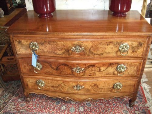 Fine French  18thc Walnut Commode Original Brasses
