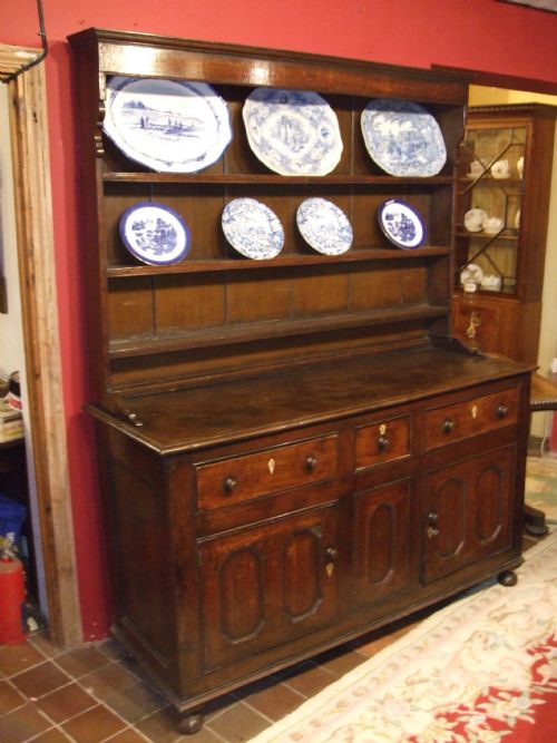Georgian Oak Dresser with Plate Rack C.1780
(does Not Include China)