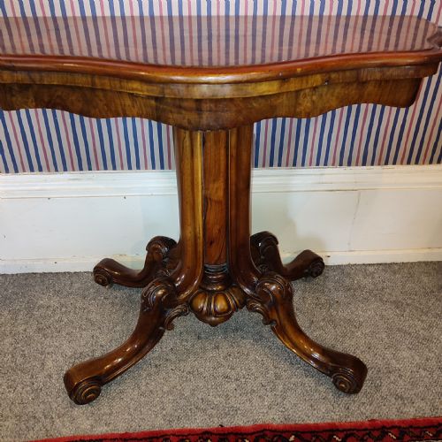 UNUSUAL STAND BURR WALNUT VICTORIAN TEA TABLE - ADDITIONAL PHOTO 1