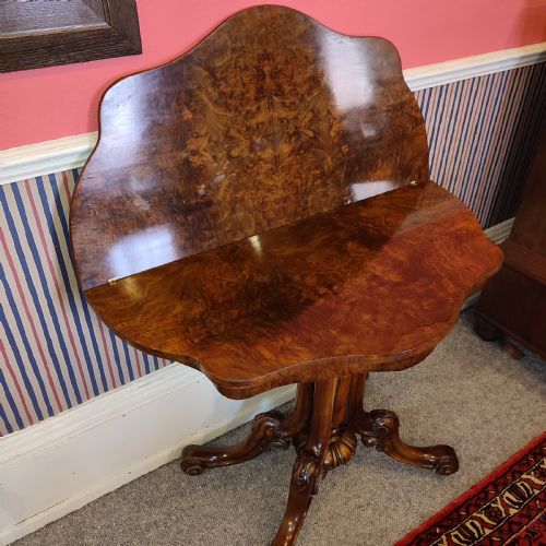 UNUSUAL STAND BURR WALNUT VICTORIAN TEA TABLE - ADDITIONAL PHOTO 3