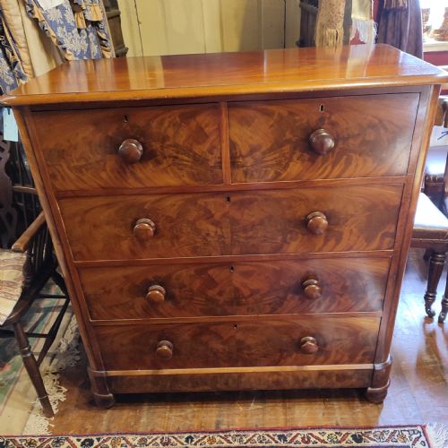 Excellent Quality Victorian Mahogany Chest of Drawers