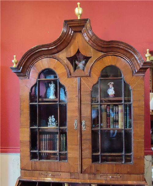SUPERB EARLY 18THC WALNUT BUREAU BOOKCASE - ADDITIONAL PHOTO 1