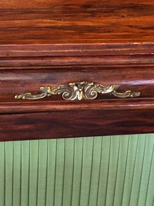 REGENCY SIMULATED ROSEWOOD CHIFFONIER - ADDITIONAL PHOTO 6