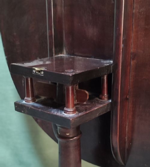 18THC MAHOGANY ONE PIECE TOPBIRD CAGE ACTION TABLE - ADDITIONAL PHOTO 4