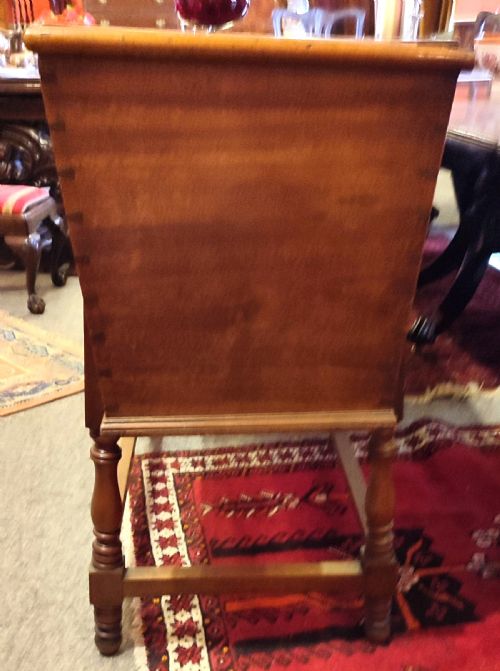 19THC WALNUT DOUGH BIN - ADDITIONAL PHOTO 4