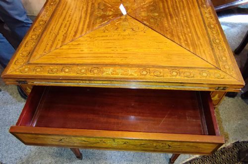 EDWARDIAN INLAID SATINWOOD ENVELOPE CARD TABLE - ADDITIONAL PHOTO 6