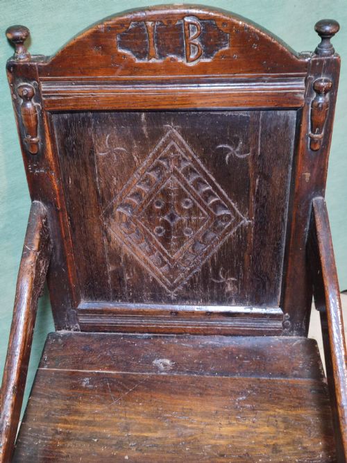 RARE LADIES OR CHILDS 17THC OAK WAINSCOT CHAIR - ADDITIONAL PHOTO 2