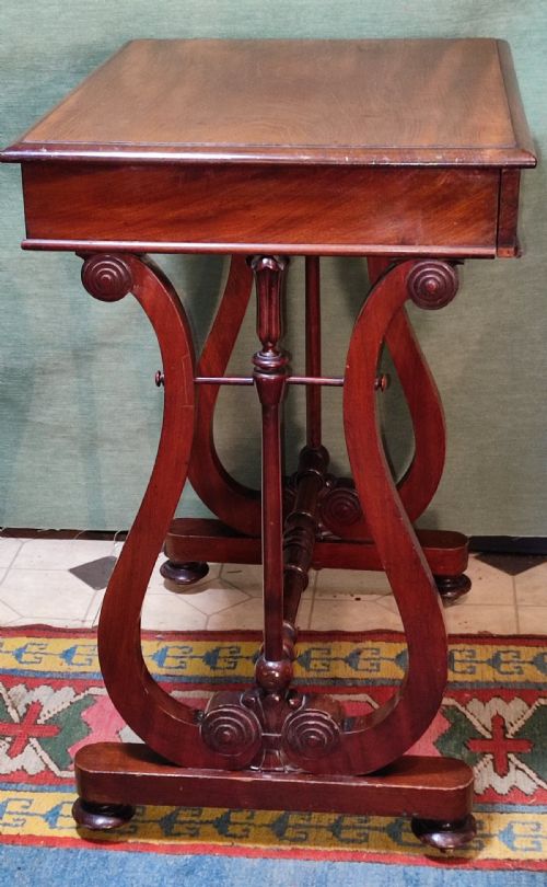 WILLIAM 1VTH MAHOGANY OCCASIONAL TABLE - ADDITIONAL PHOTO 4