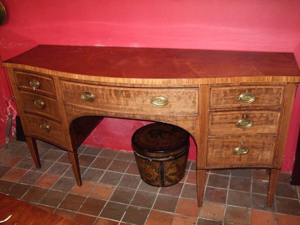 George 3rd Mahogany & Cross banded Serpentine Sideboard