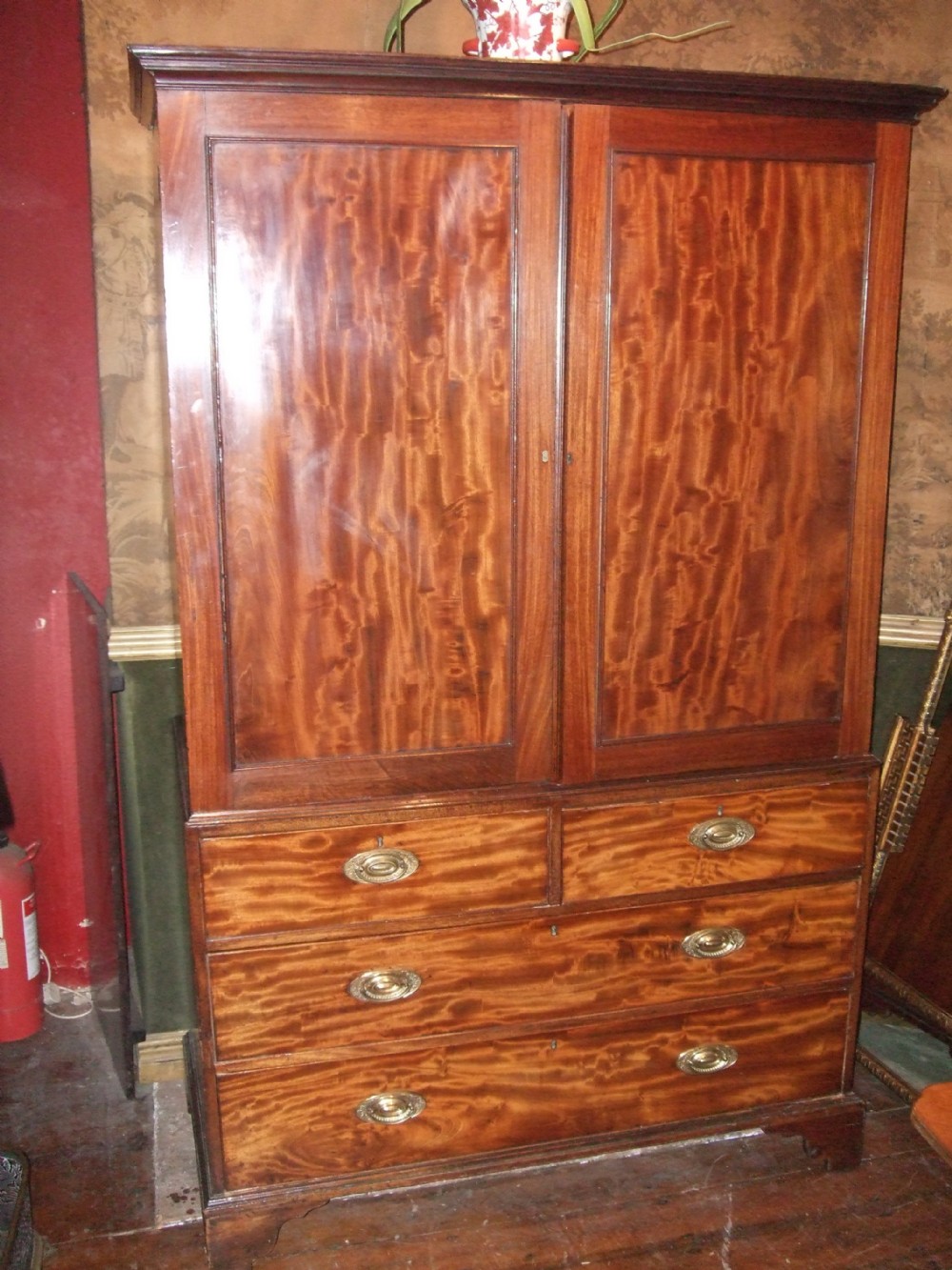19thC Mahogany Linen Press with Hanging Rail & Slide