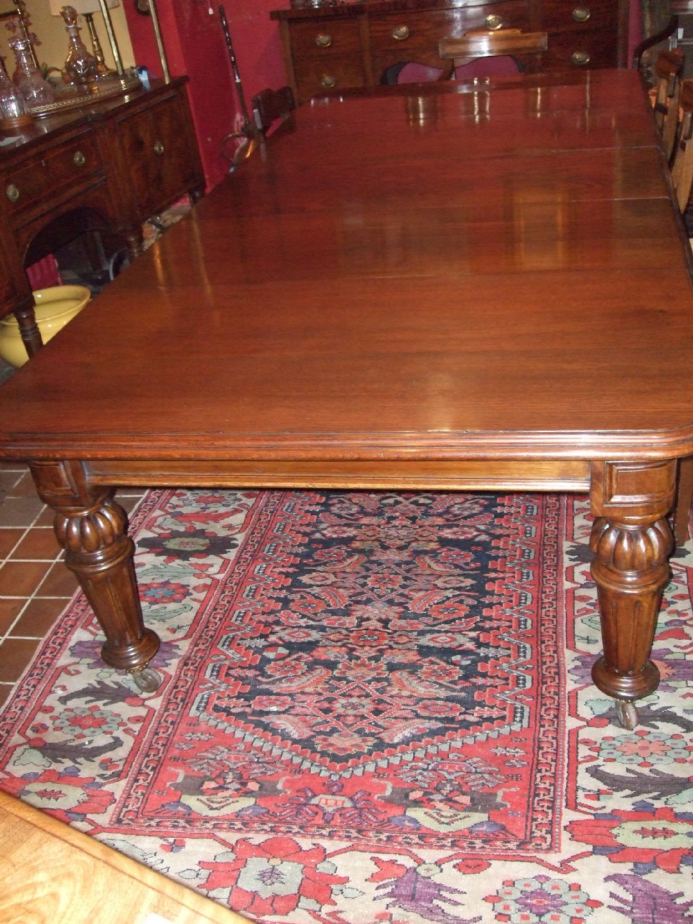19thC Oak Wind Out Dining Table with 3 leaves