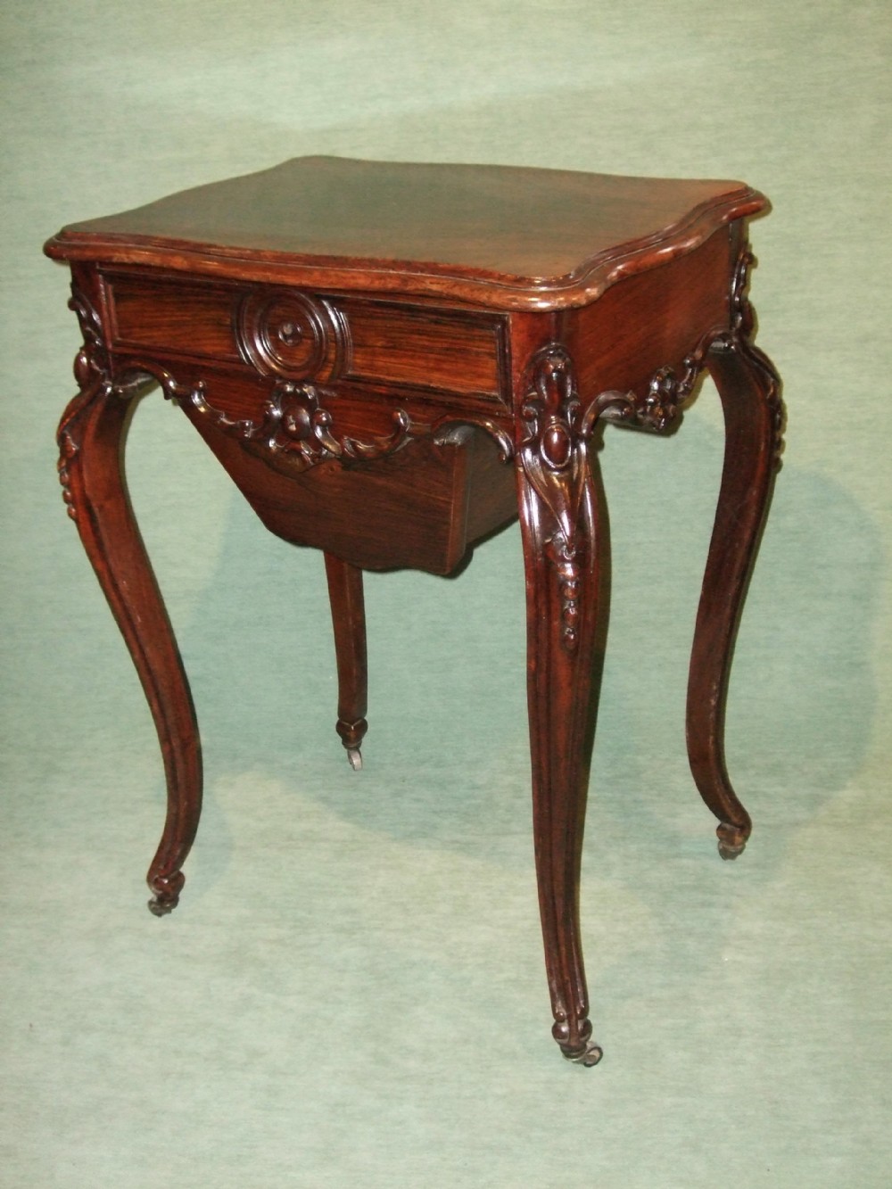 19th.C Rosewood Work Table with Drawer & Carved Decoration