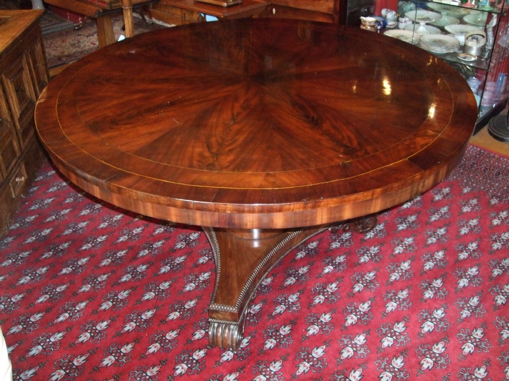 William IVth Circular Mahogany Pedestal Dining Table