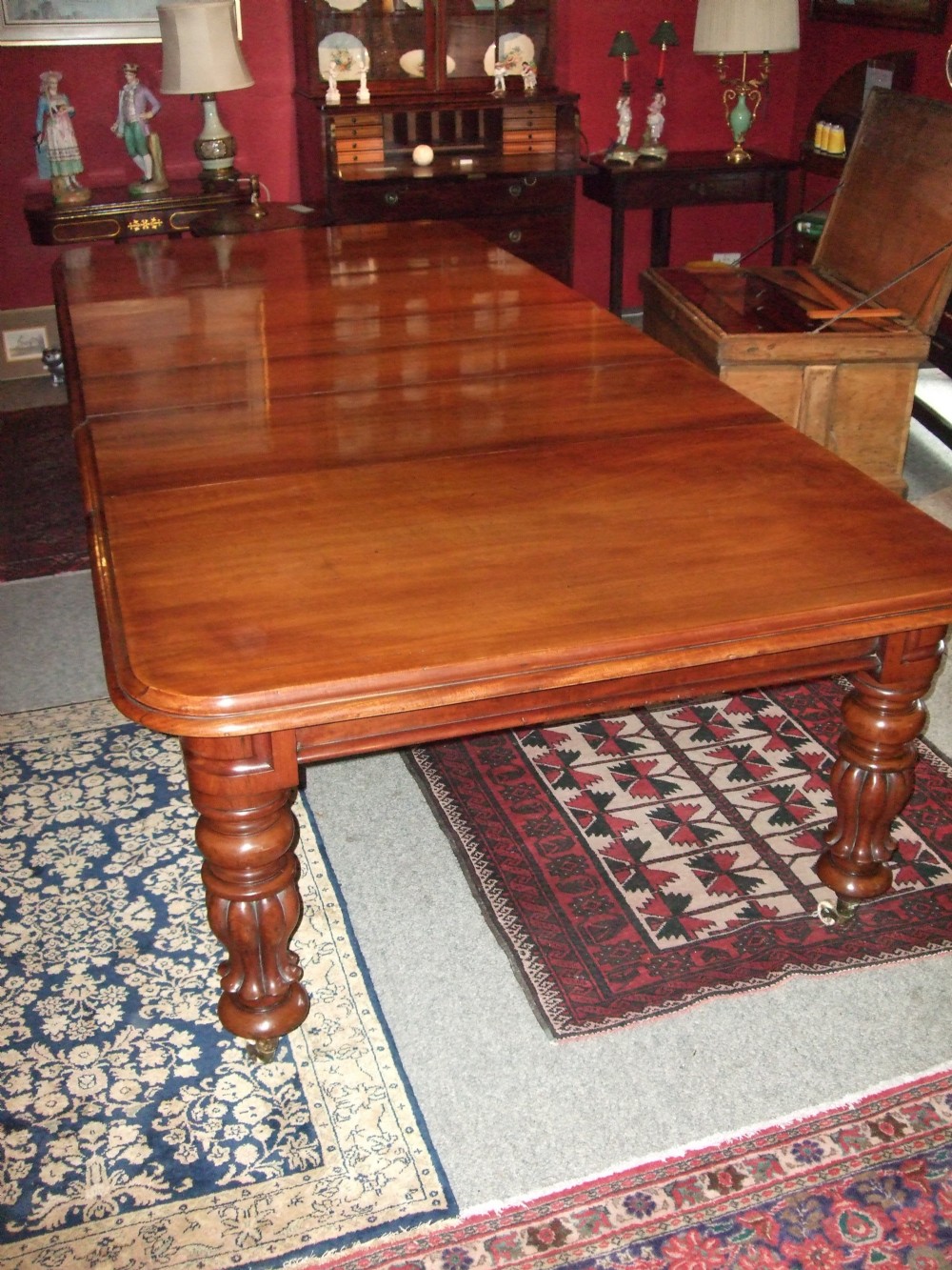 Victorian Mahogany Wind Out Dining Table with Four Leaves