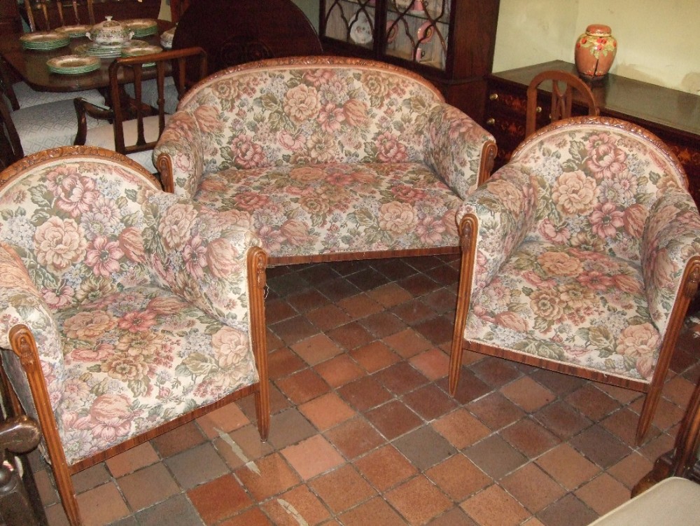 Art Deco 3 Piece Walnut & Floral Upholstered Cottage Suite