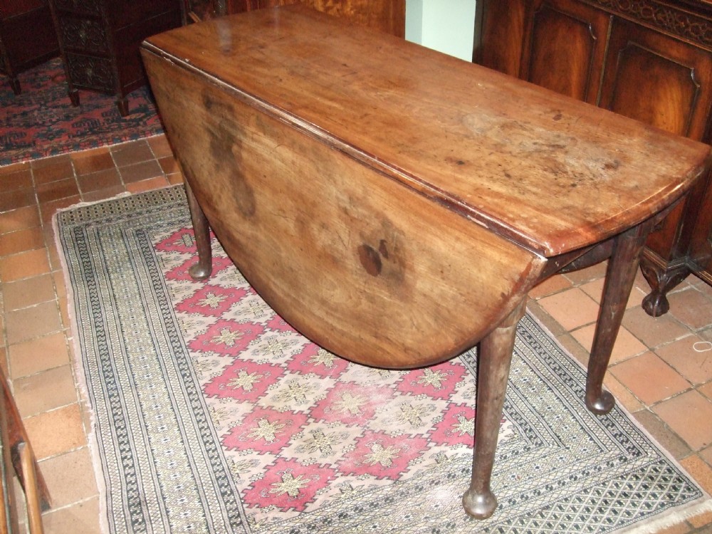 18thC Cuban Mahogany Gateleg Dining Table View II